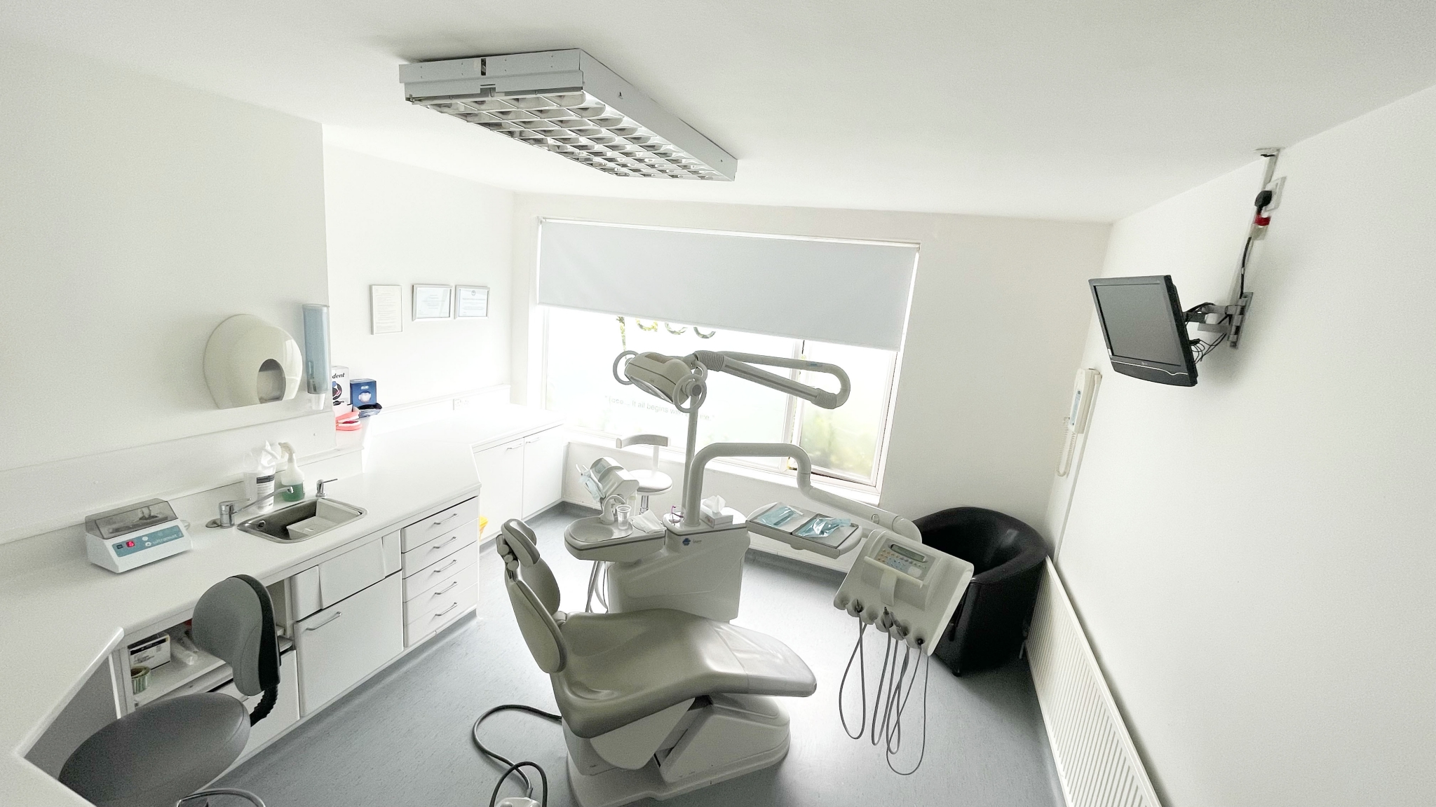 About us Face Dental